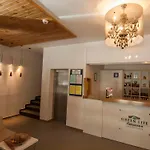Apart-hotel Life Family Pamporovo