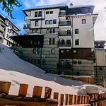 Apart-hotel Life Family Pamporovo