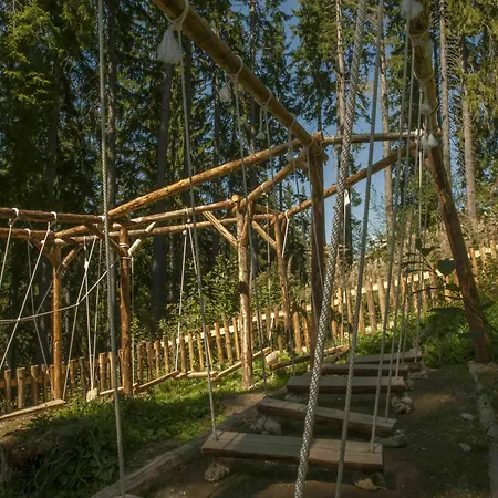 Lägenhetshotell Life Family 3*