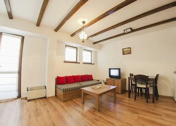 Life Family Aparthotel Pamporovo