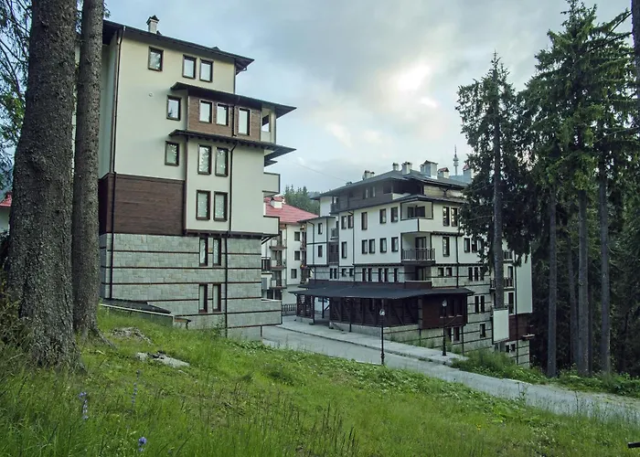 Life Family Aparthotel