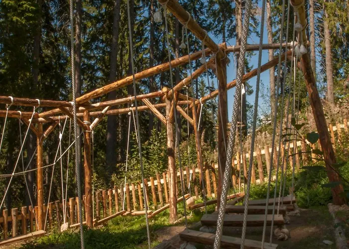 Aparthotel Life Family 3*